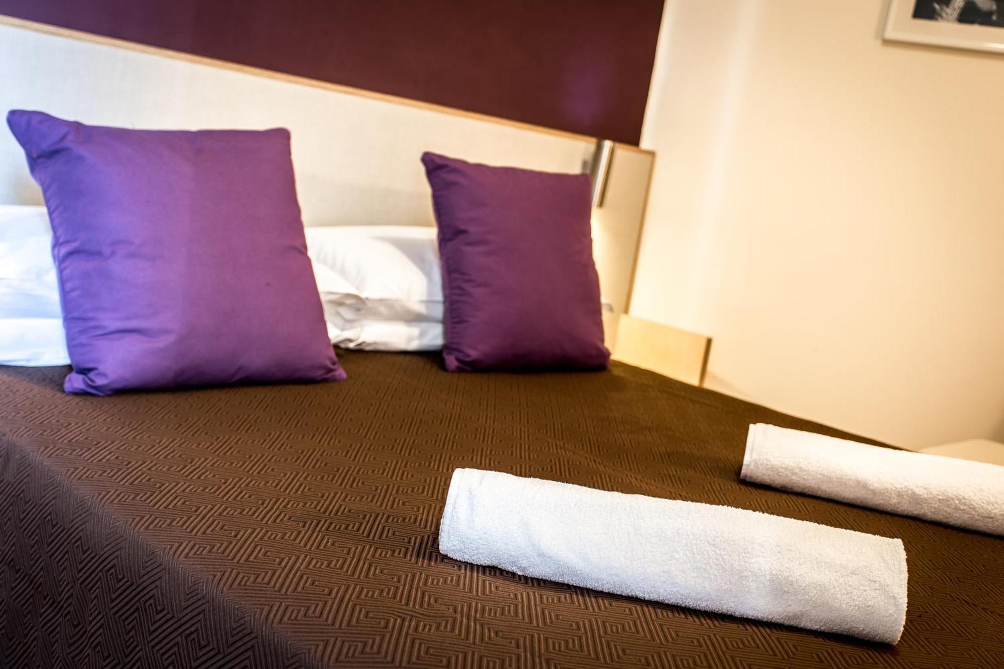 Hotel Antares Cervia Quarto foto