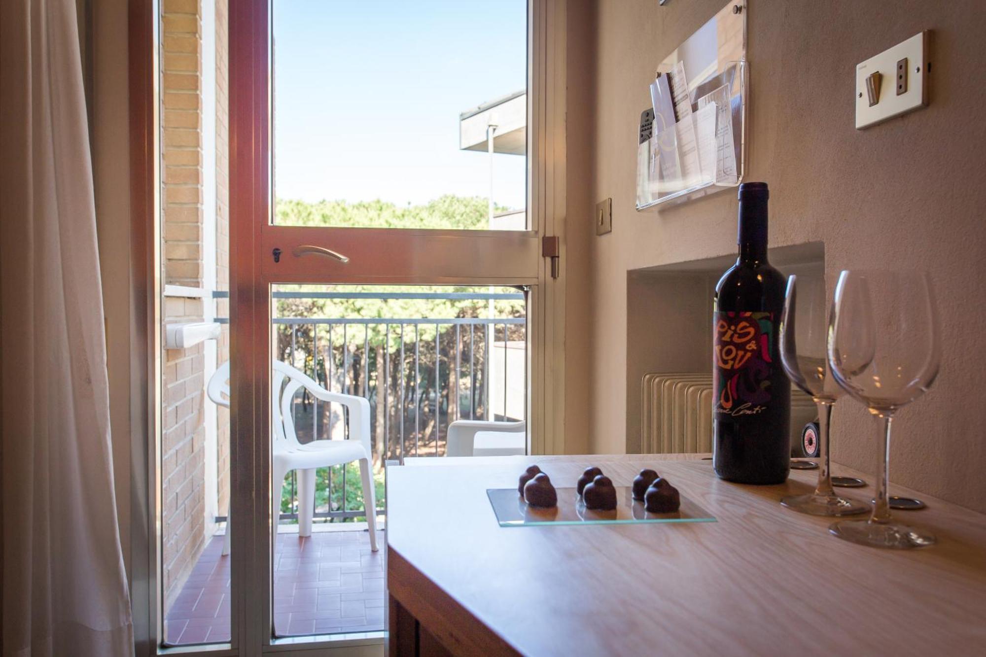 Hotel Antares Cervia Quarto foto